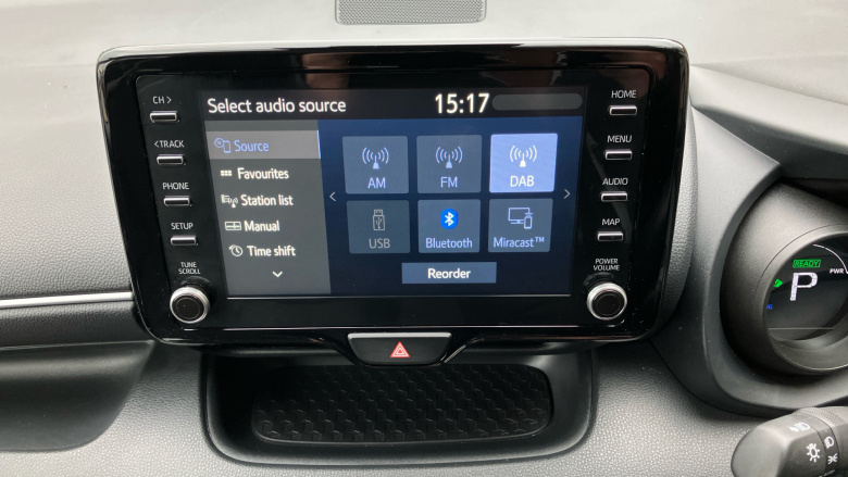 Toyota Yaris 1.5 Hybrid Design 5dr CVT Hybrid Hatchback